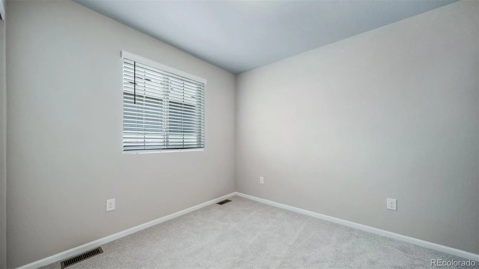 22423 E 46th Avenue Aurora CO 80019 | MLS #REC3719449 08072026205452 1600 23
