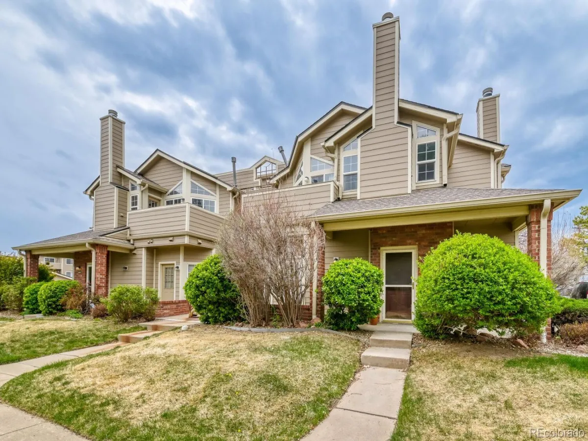 4760 S Wadsworth Boulevard #J-107 Littleton CO 80123 MLS #REC3720359 04192026185207 1200 14