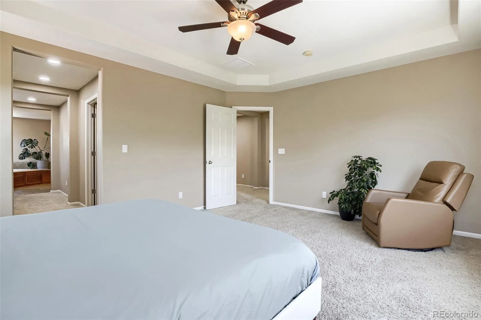 21210 E Bellewood Drive Aurora CO 80015 MLS #REC3720711 06172026192655 1600 22