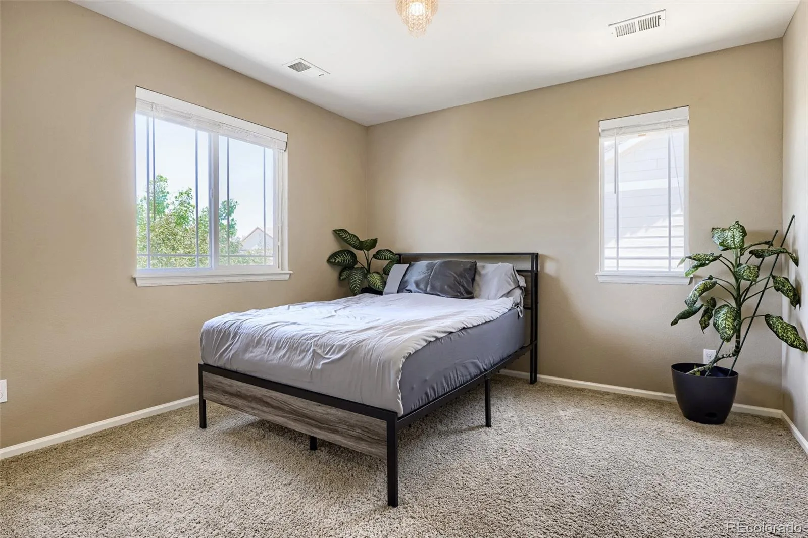 21210 E Bellewood Drive Aurora CO 80015 MLS #REC3720711 06172026192655 1600 27