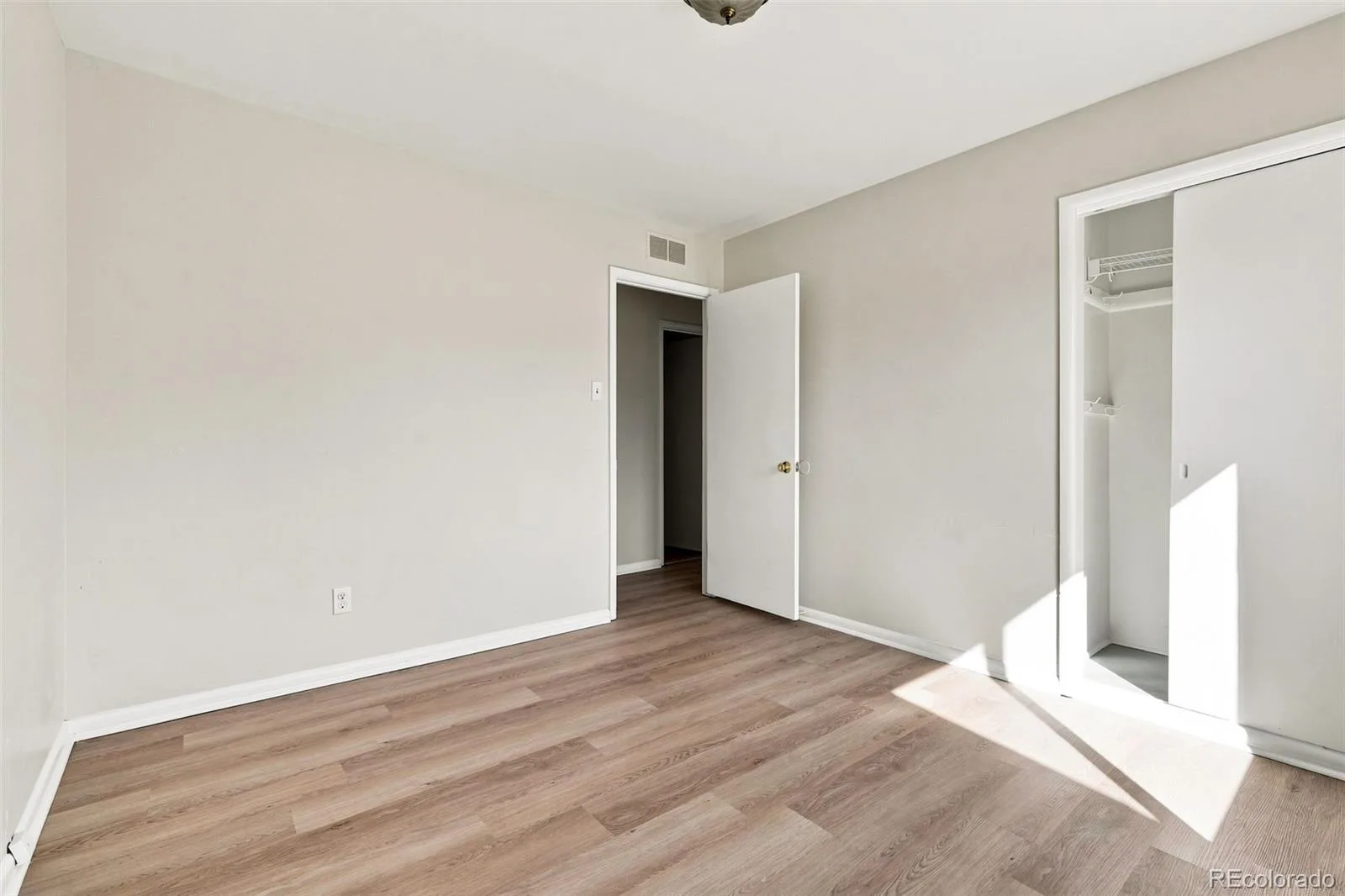 3031 S Glencoe Street Denver CO 80222 | MLS #REC3720777 08282026003808 1600 15
