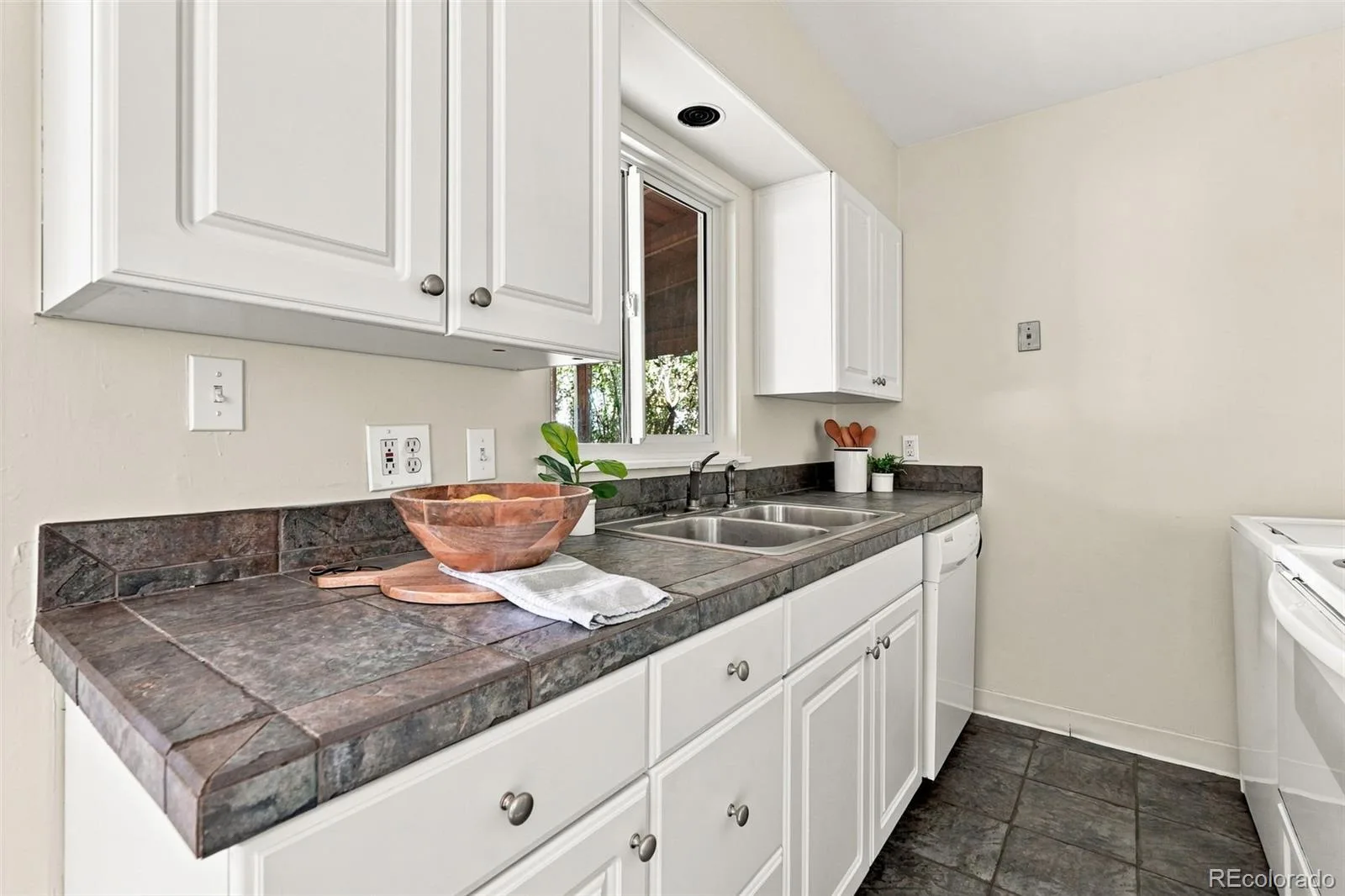 3031 S Glencoe Street Denver CO 80222 | MLS #REC3720777 08282026003808 1600 8