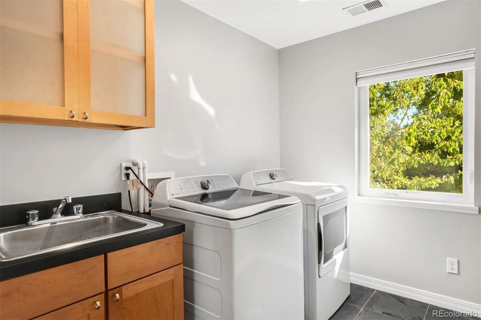 3045 Ohm Way Denver CO 80209 | MLS #REC3723838 10142026155120 1600 25