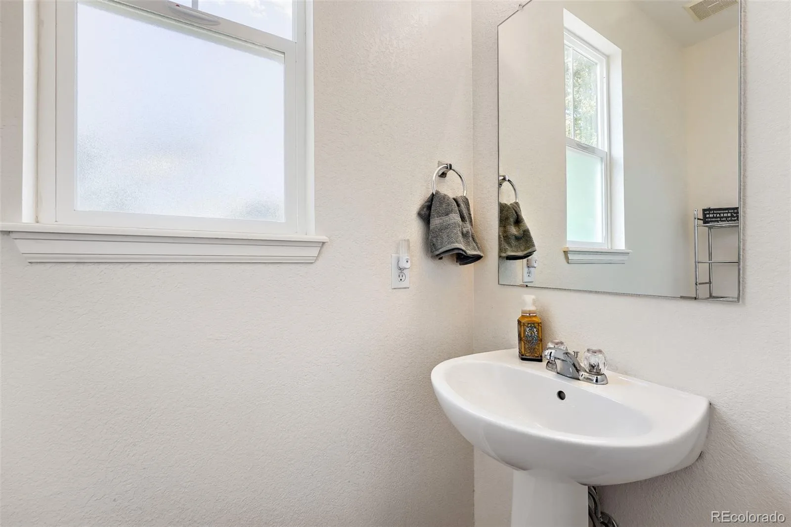 23738 E Alabama Place Aurora CO 80018 | MLS #REC3724445 07142026221822 1600 12