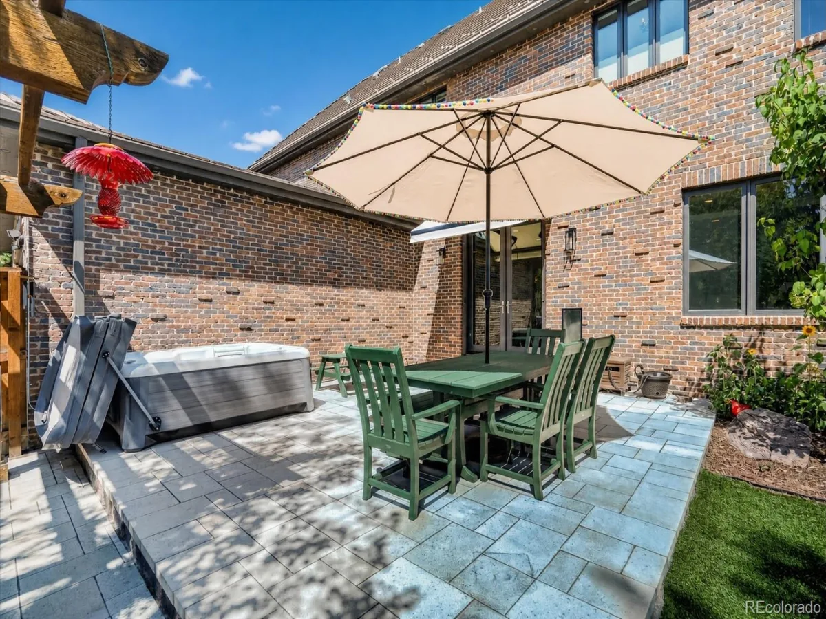 211 S Cherry Street Denver CO 80246 | MLS #REC3726399 08202026194941 1200 34