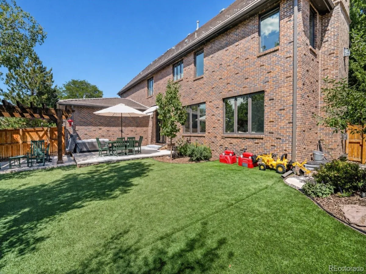 211 S Cherry Street Denver CO 80246 | MLS #REC3726399 08202026194941 1200 35