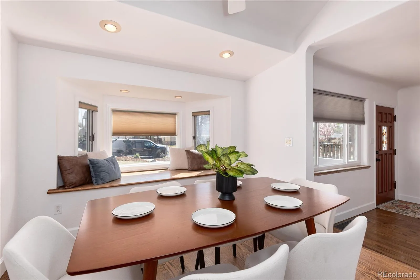 04012026150936 1600 12