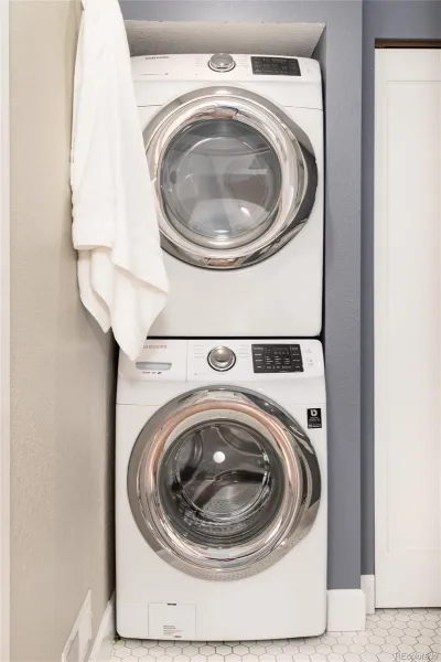 04012026150936 800 40