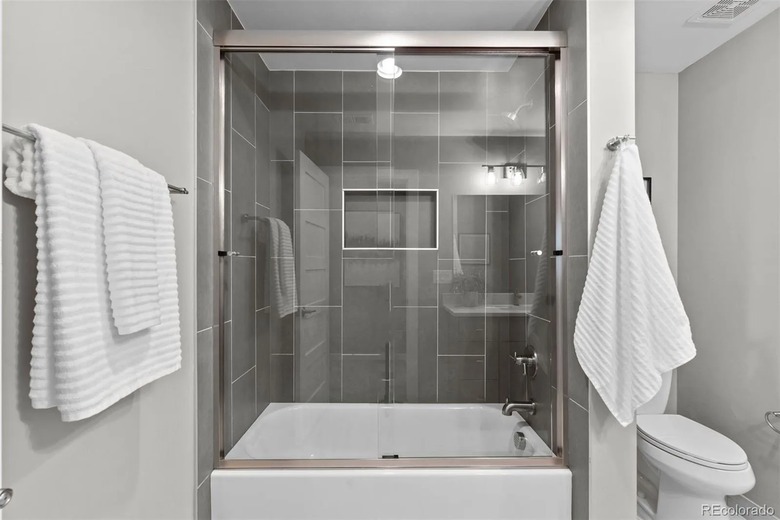 1560 S Monroe Street Denver CO 80210 | MLS #REC3727987 09242026081820 1600 40