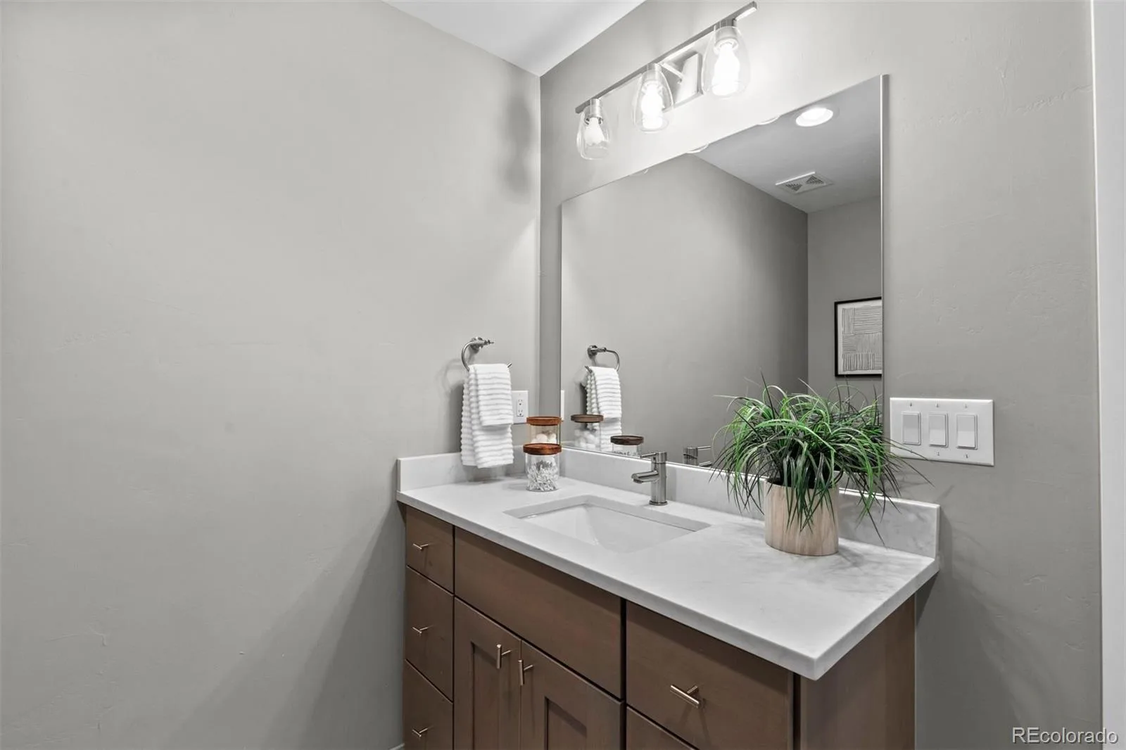 1560 S Monroe Street Denver CO 80210 | MLS #REC3727987 09242026081820 1600 41
