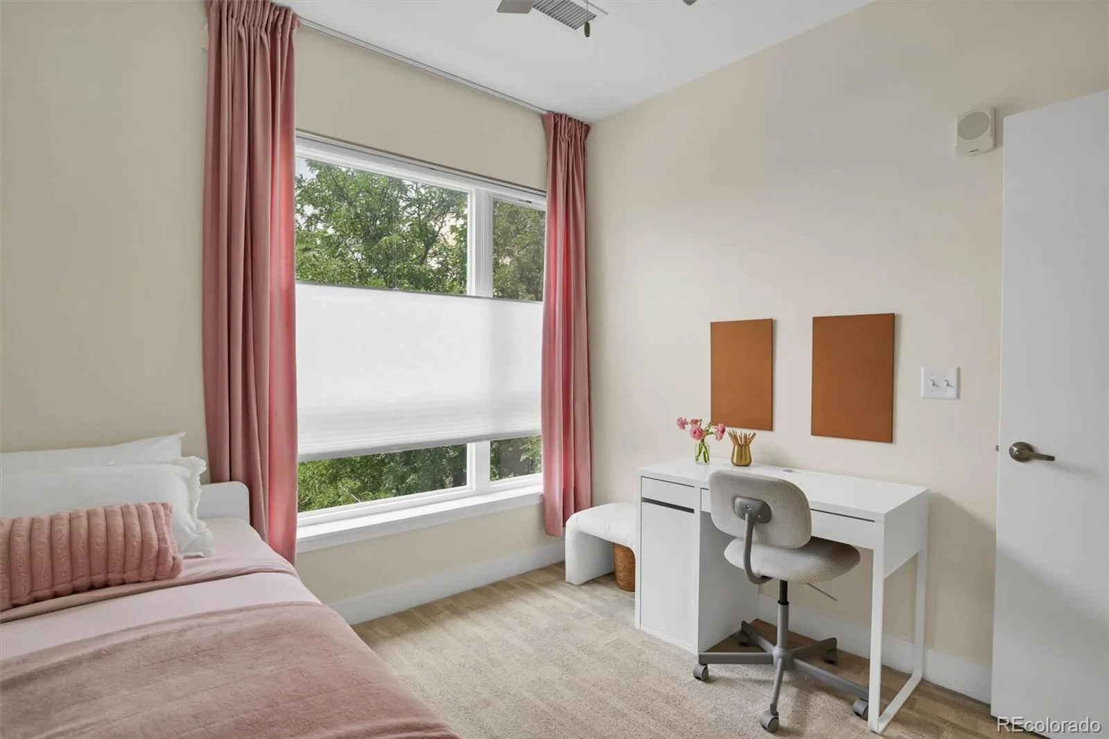 2374 S University Boulevard #301 Denver CO 80210 | MLS #REC3729845 08202026194915 1600 10