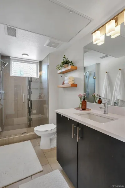 2374 S University Boulevard #301 Denver CO 80210 | MLS #REC3729845 08202026194915 800 11