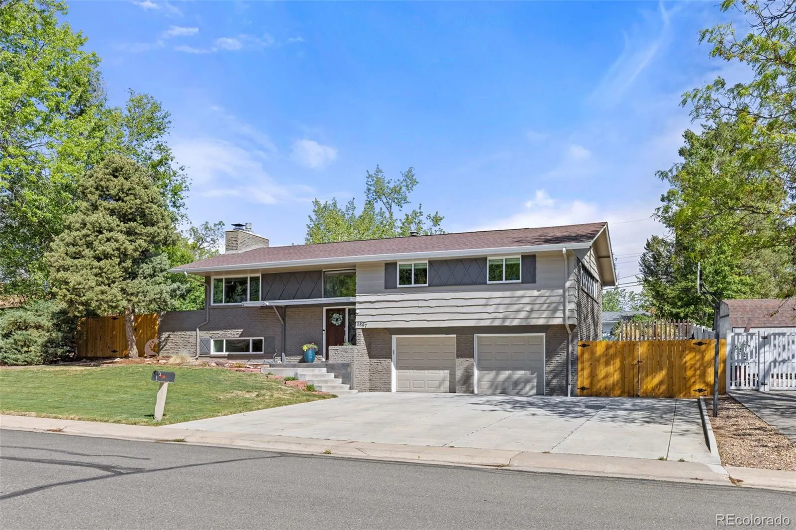 2897 Robb Circle Lakewood CO 80215 MLS #REC3730789 05212026185102 1600 1