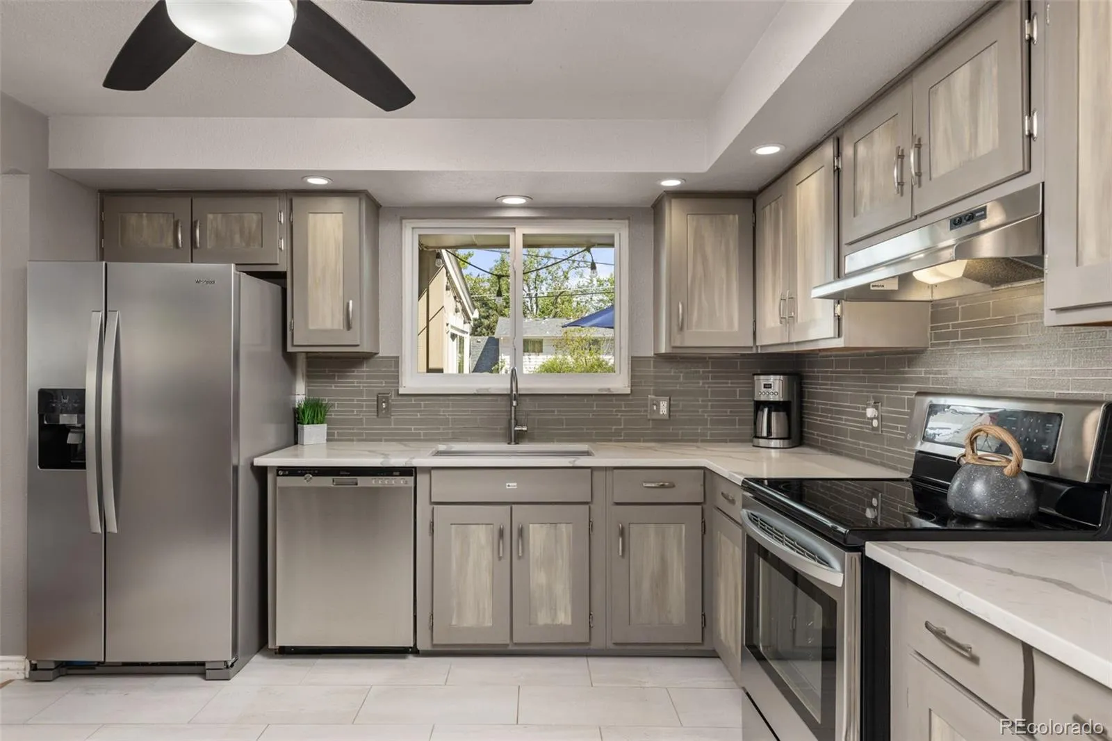 2897 Robb Circle Lakewood CO 80215 MLS #REC3730789 05212026185102 1600 11