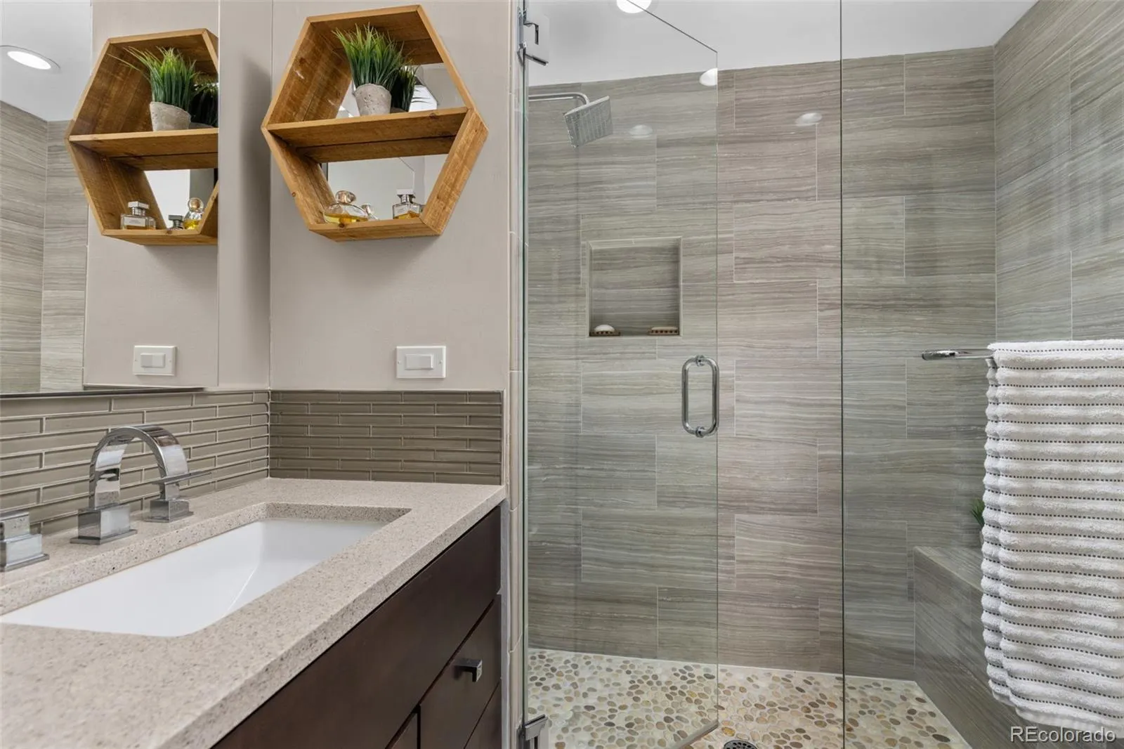 2897 Robb Circle Lakewood CO 80215 MLS #REC3730789 05212026185102 1600 18