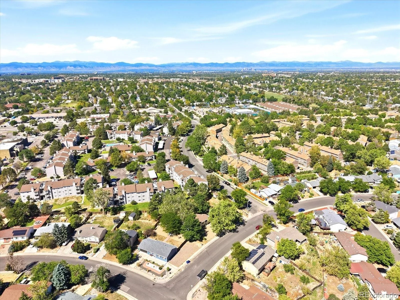 2127 S Ivory Street Aurora CO 80013 | MLS #REC3731287 09232026082310 1600 32