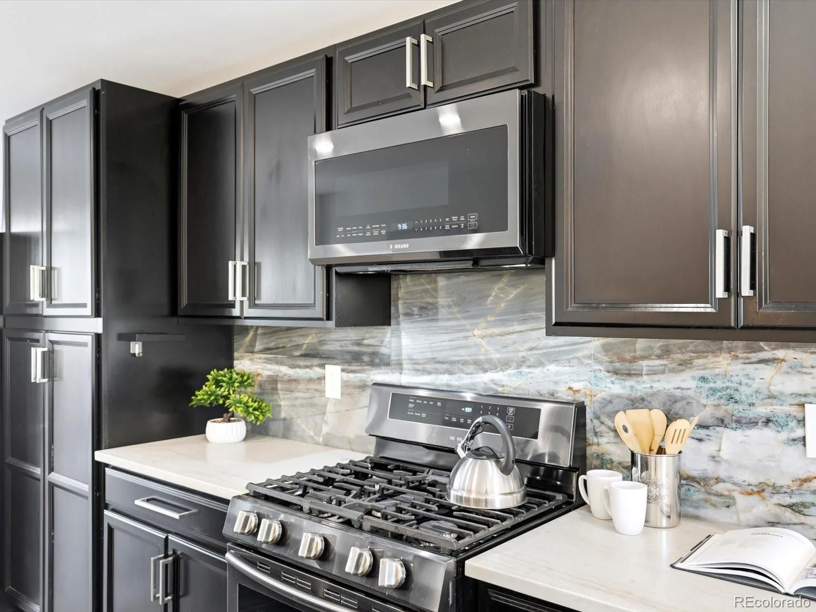 2127 S Ivory Street Aurora CO 80013 | MLS #REC3731287 09232026082310 1600 4