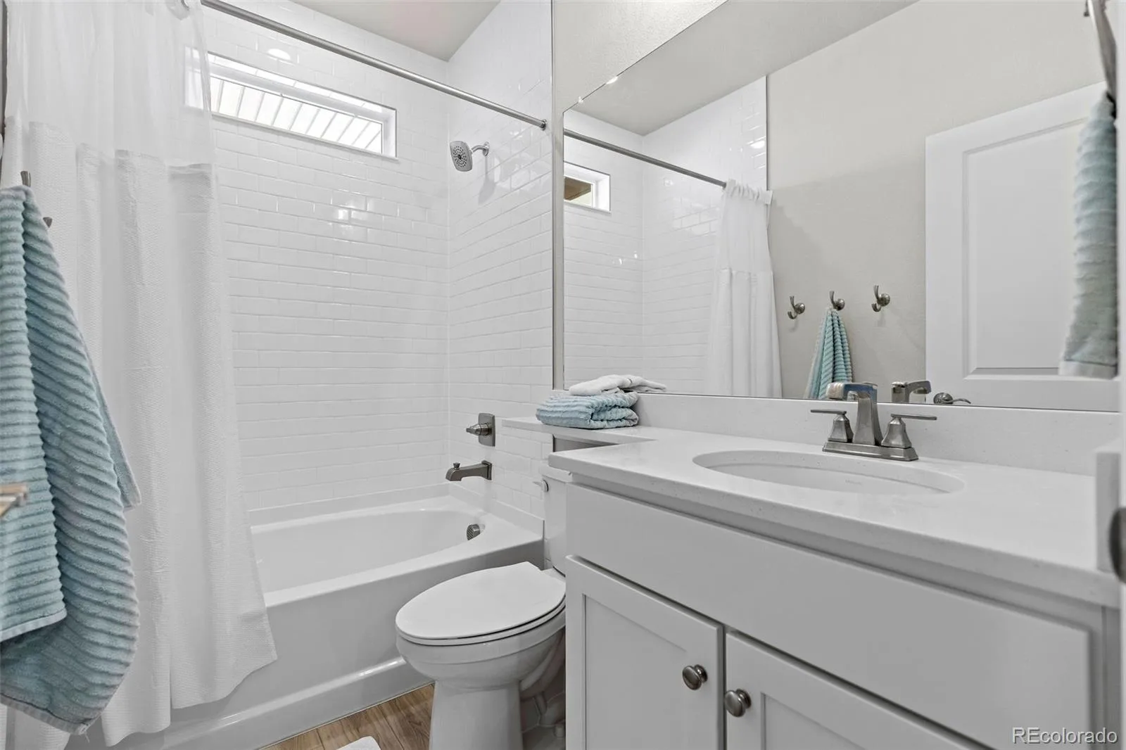 5126 N Quemoy Court Aurora CO 80019 MLS #REC3735814 06112026212613 1600 11