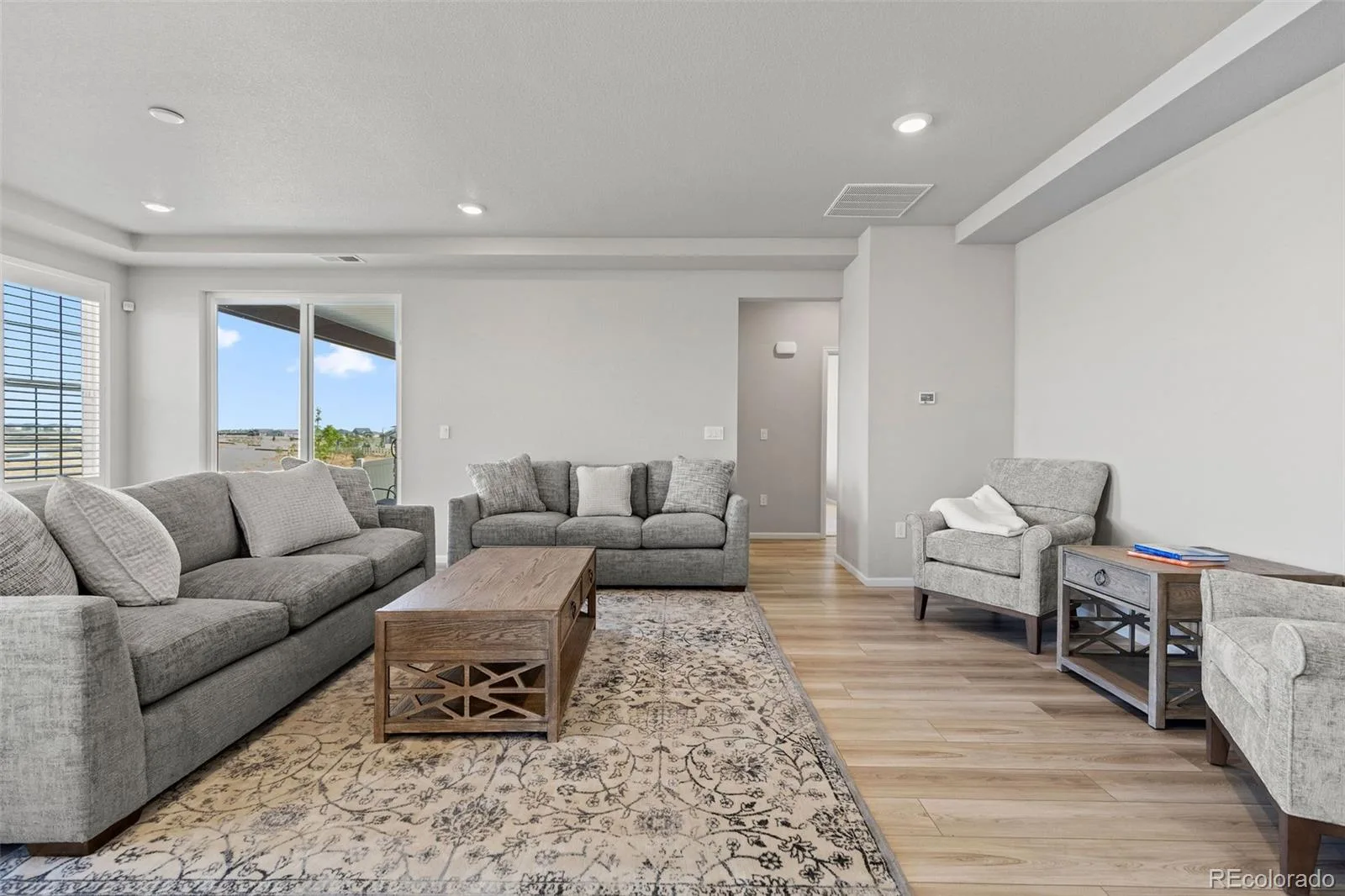 5126 N Quemoy Court Aurora CO 80019 MLS #REC3735814 06112026212613 1600 3