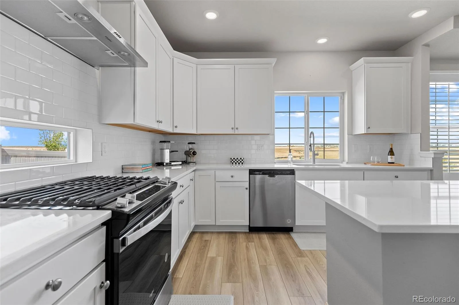 5126 N Quemoy Court Aurora CO 80019 MLS #REC3735814 06112026212613 1600 9