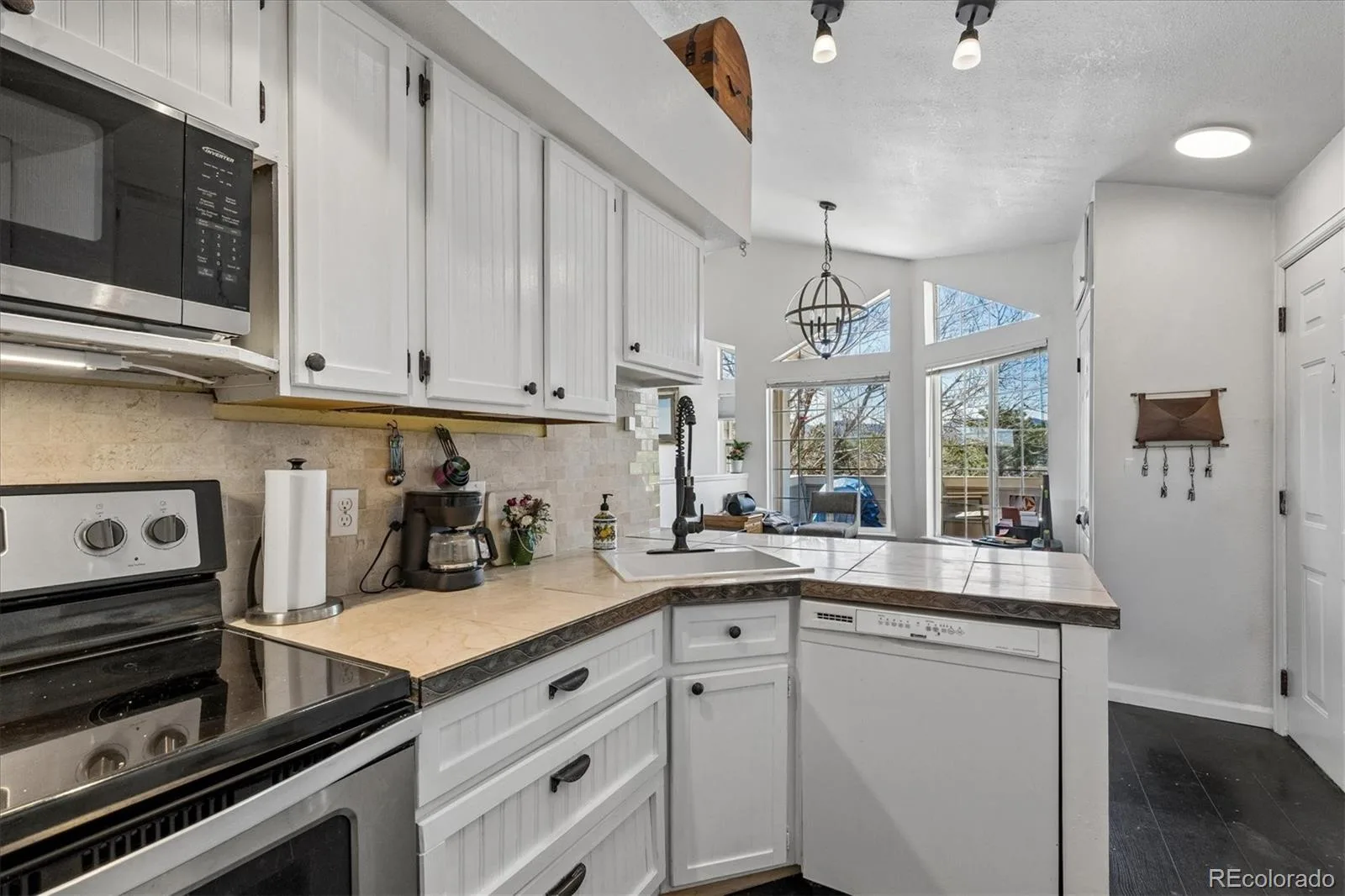 4760 S Wadsworth Boulevard #A206 Littleton CO 80123 | MLS #REC3735838 08202026154649 1600 2