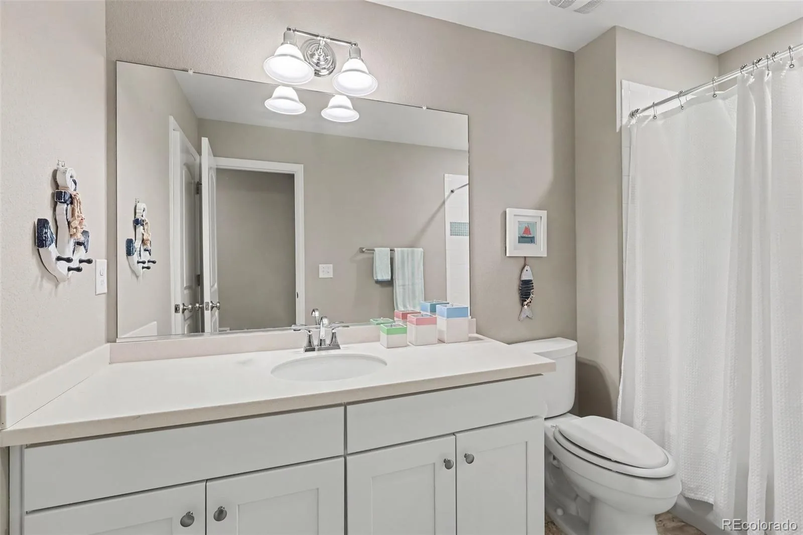 10719 E 25th Drive Aurora CO 80010 | MLS #REC3736453 10162026223229 1600 17