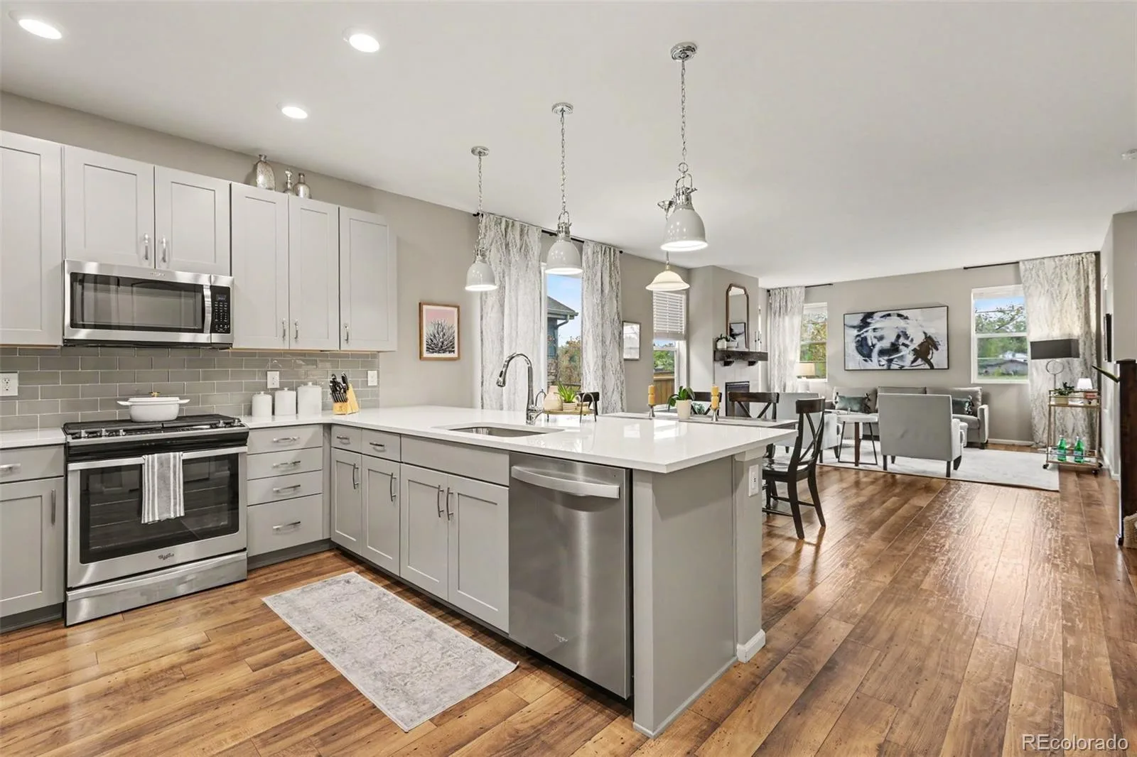 10719 E 25th Drive Aurora CO 80010 | MLS #REC3736453 10162026223229 1600 8