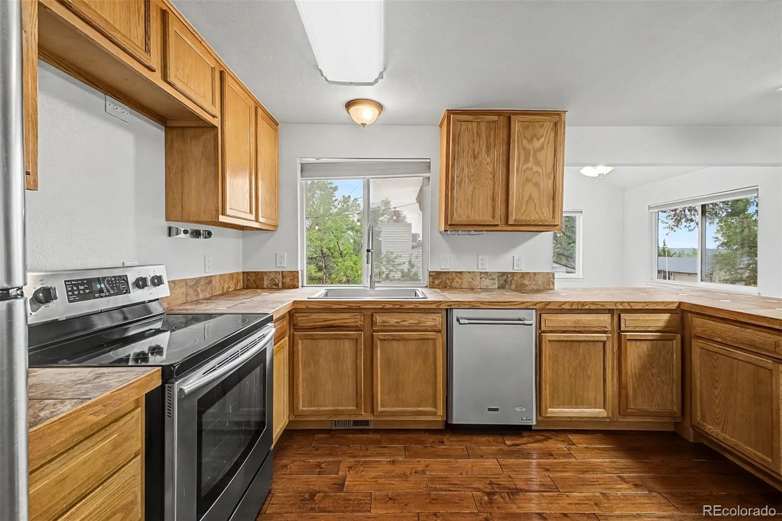 6225 W 66th Avenue Arvada CO 80003 | MLS #REC3736613 07232026183334 1600 13