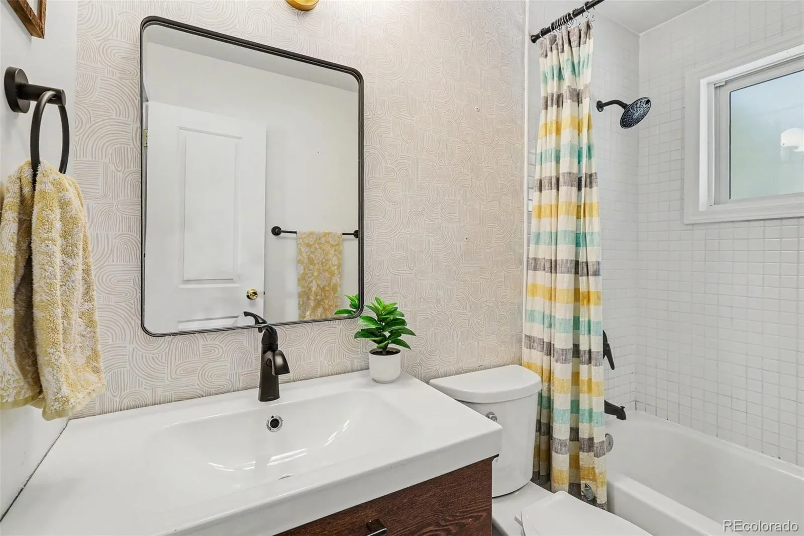 7050 Zuni Street Denver CO 80221 | MLS #REC3740491 07272026113341 1600 11