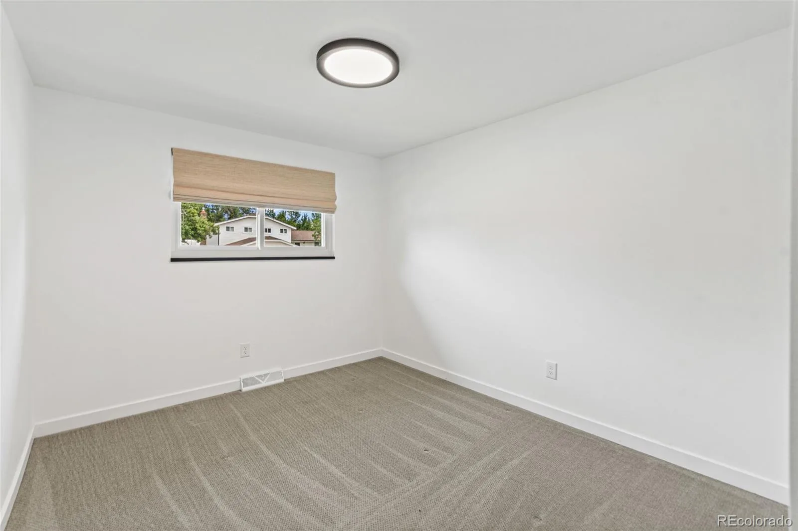 8257 Yarrow Court Arvada CO 80005 | MLS #REC3740582 07302026140842 1600 36