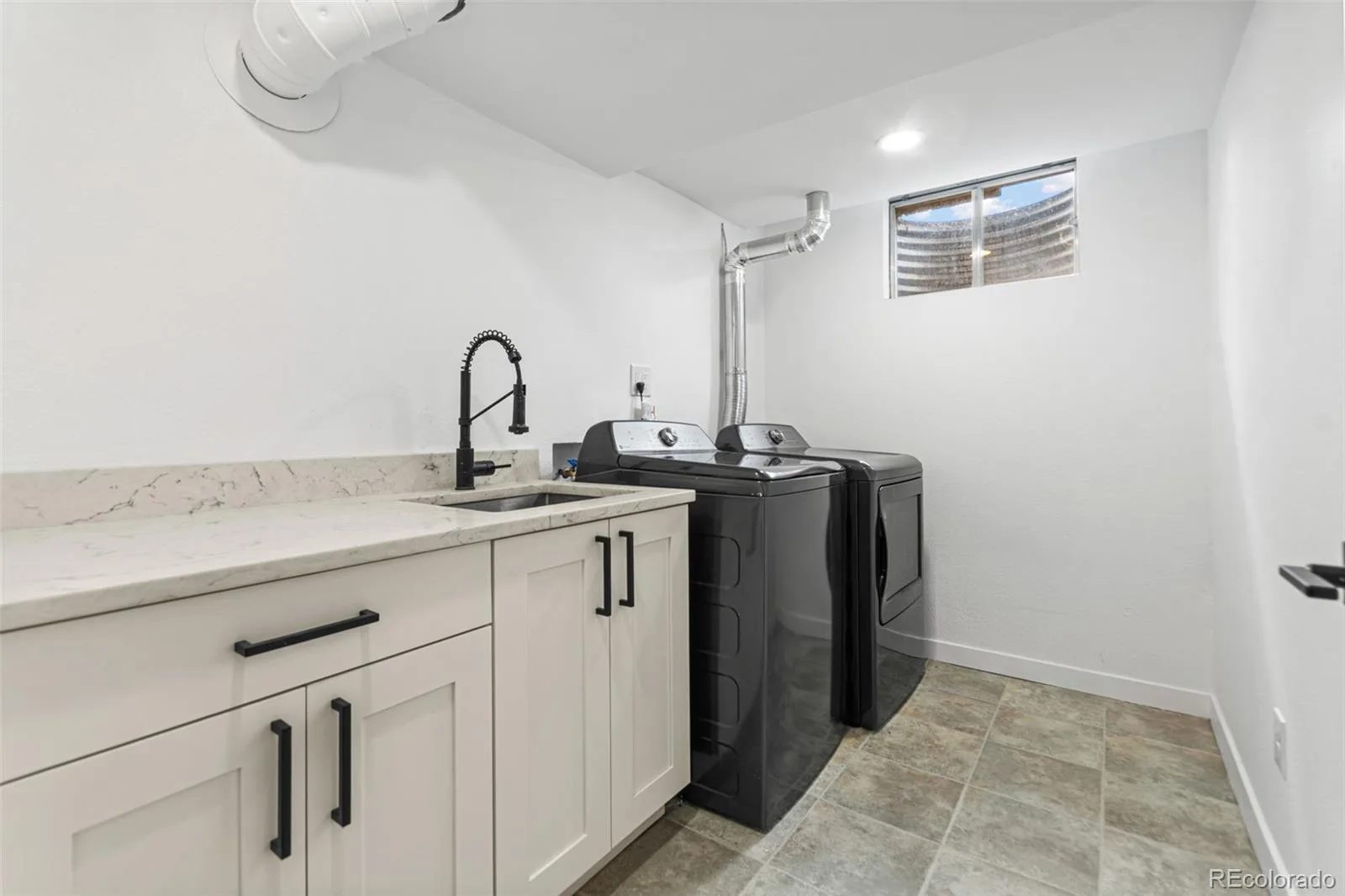 8257 Yarrow Court Arvada CO 80005 | MLS #REC3740582 07302026140842 1600 39