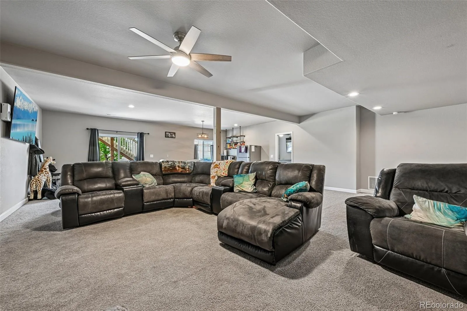 8549 Eldora Way Arvada CO 80007 MLS #REC3741175 06142026203716 1600 23