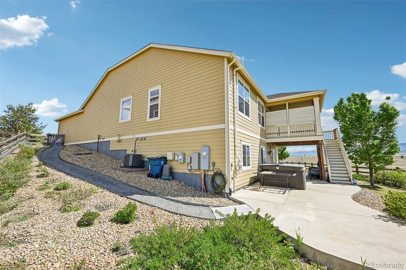 8549 Eldora Way Arvada CO 80007 MLS #REC3741175 06142026203716 1600 35