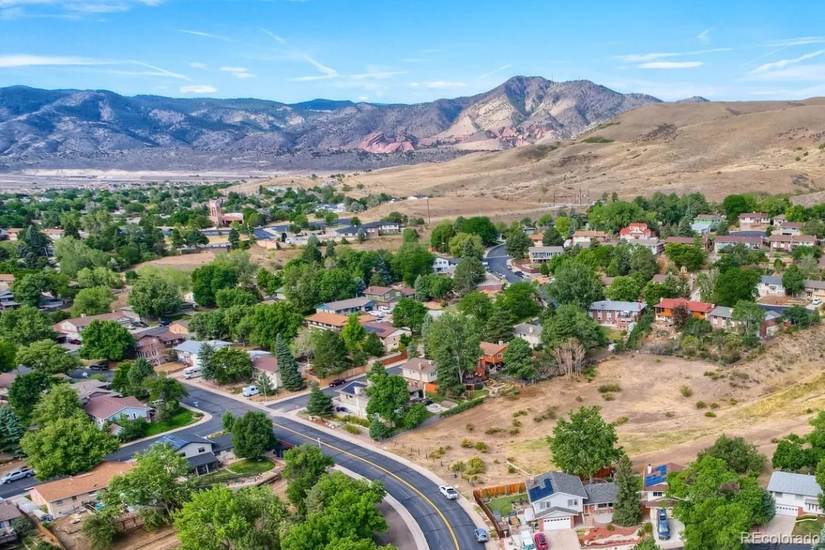1681 S Arbutus Place Lakewood CO 80228 | MLS #REC3741602 08292026013623 1200 2