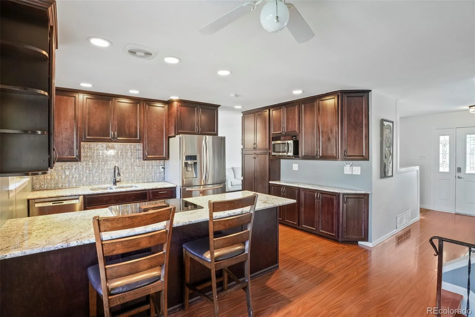 1681 S Arbutus Place Lakewood CO 80228 | MLS #REC3741602 08292026013623 1600 12