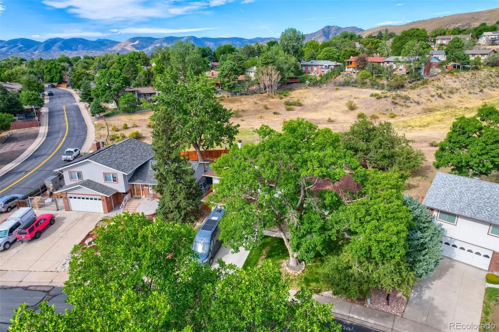1681 S Arbutus Place Lakewood CO 80228 | MLS #REC3741602 08292026013623 1600 3