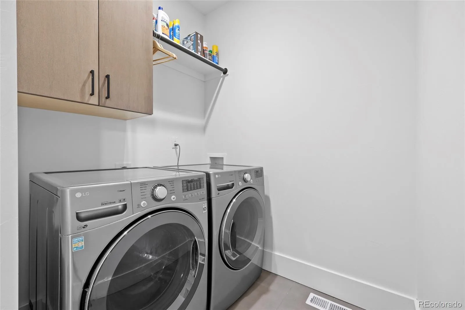 3014 S Ash Street Denver CO 80222 | MLS #REC3741619 08162026233809 1600 31