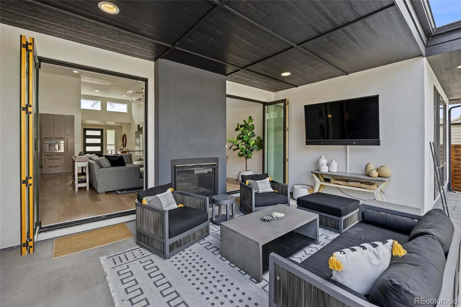 3014 S Ash Street Denver CO 80222 | MLS #REC3741619 08162026233809 1600 32