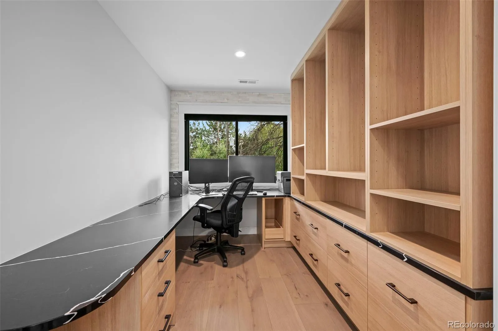 148 S Grape Street Denver CO 80246 MLS #REC3745054 04192026180447 1600 25