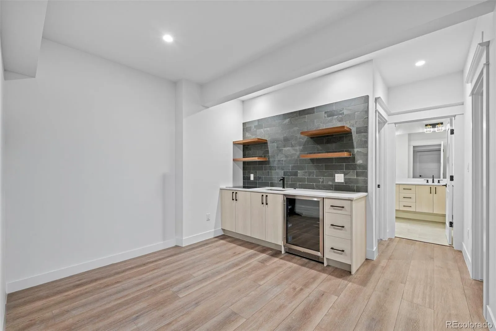 148 S Grape Street Denver CO 80246 MLS #REC3745054 04192026180447 1600 38