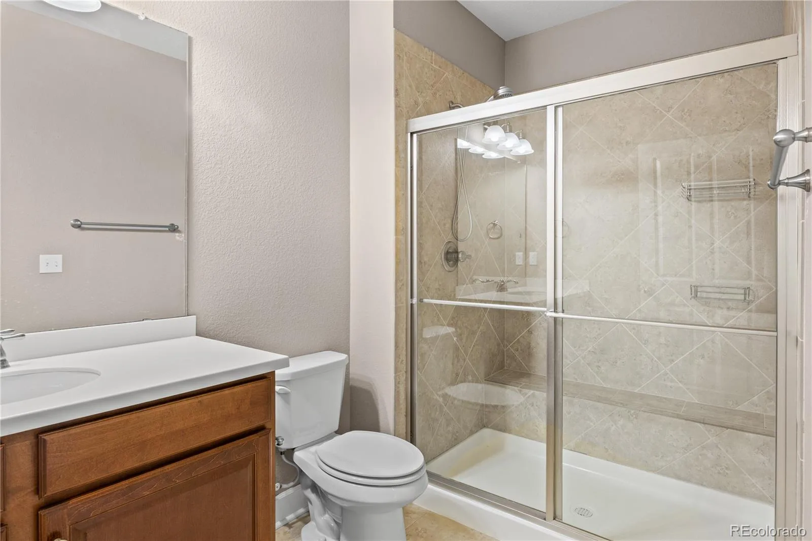 4961 S Versailles Circle Aurora CO 80015 | MLS #REC3745826 08142026234021 1600 22