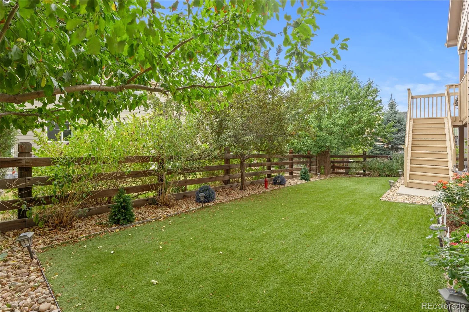 4961 S Versailles Circle Aurora CO 80015 | MLS #REC3745826 08142026234021 1600 32
