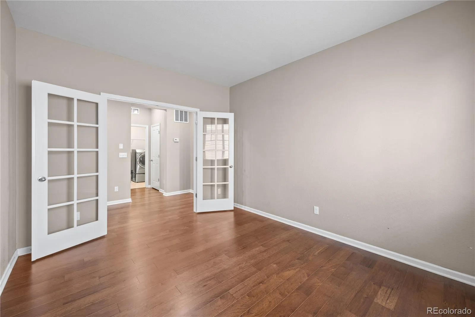 4961 S Versailles Circle Aurora CO 80015 | MLS #REC3745826 08142026234021 1600 8