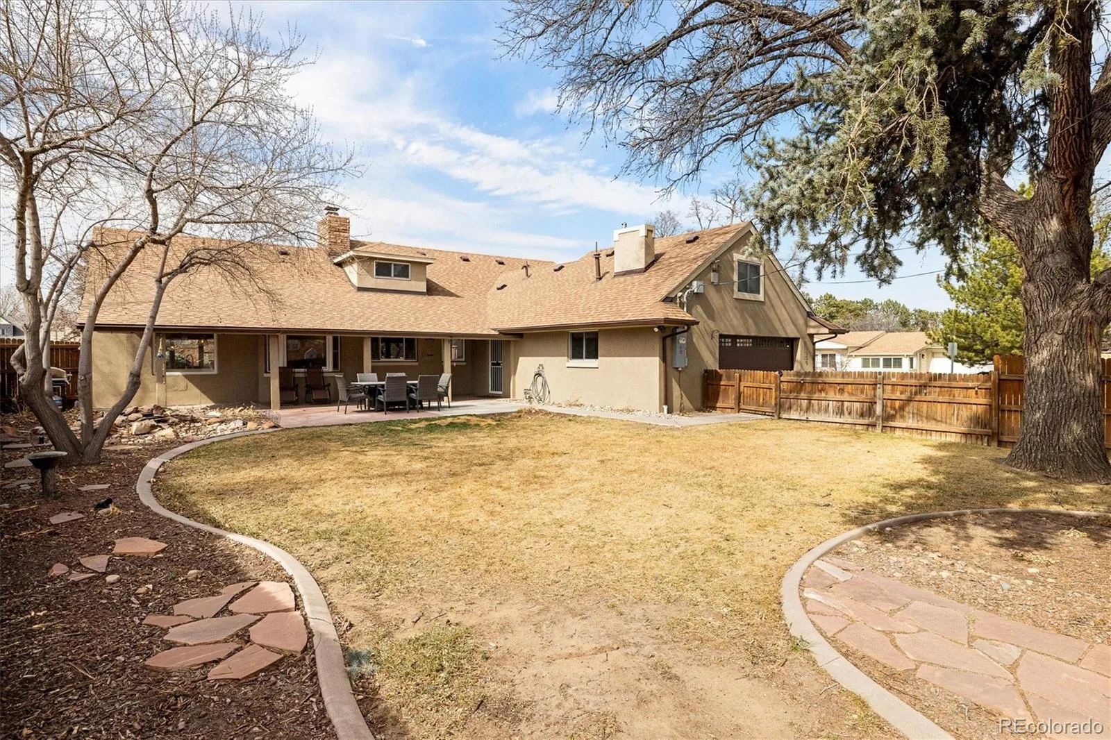 2250 N Monaco Parkway Denver CO 80207 MLS #REC3746108 06092026003335 1600 41