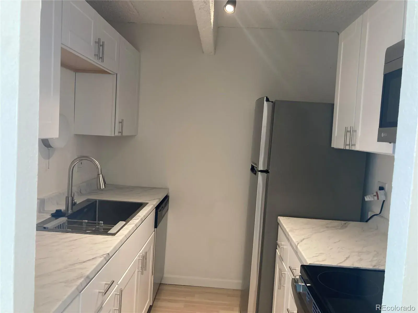 8060 E Girard Avenue #805 Denver CO 80231 MLS #REC3746757 02162026215952 1600 3
