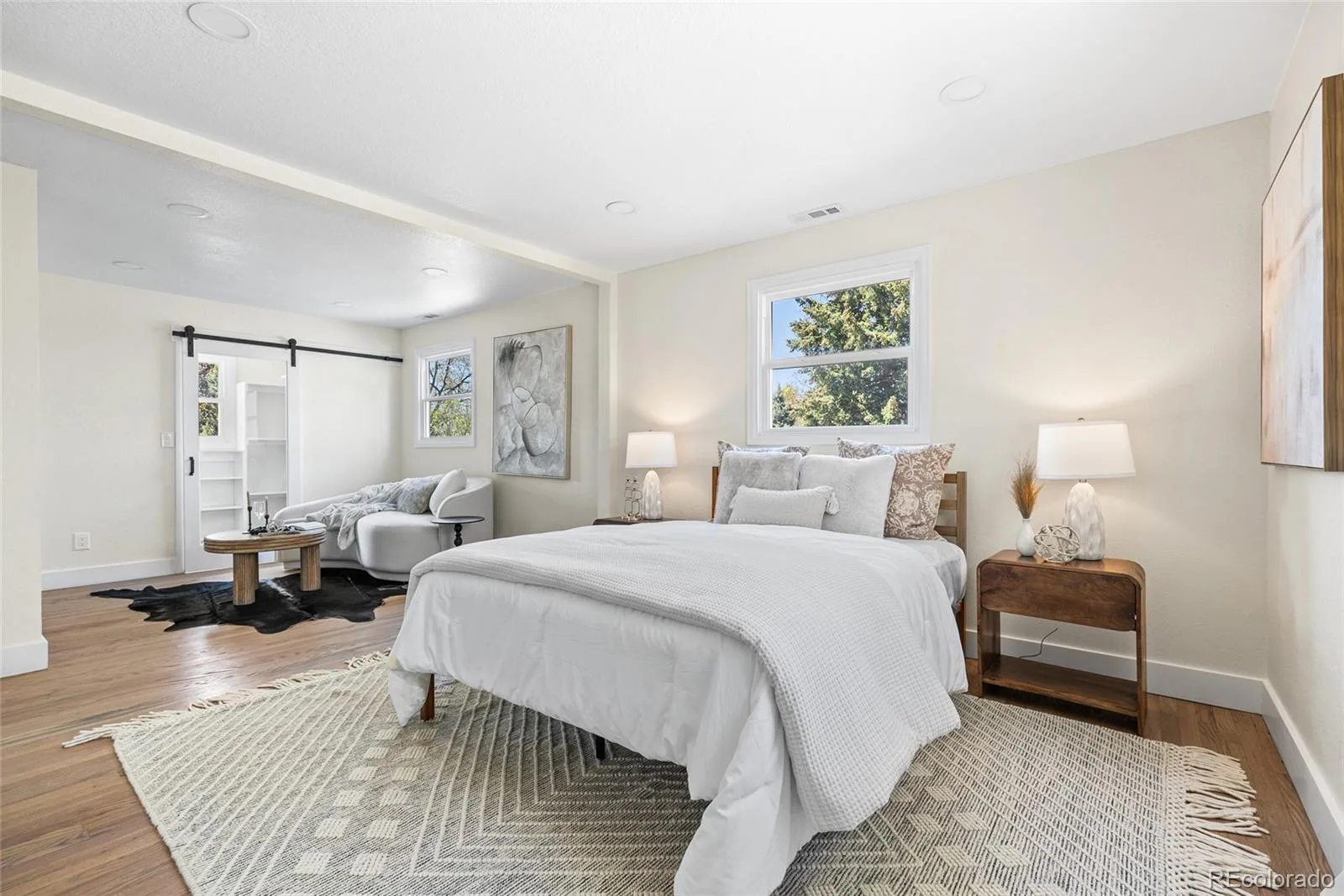 1375 W Hinsdale Drive Littleton CO 80120 | MLS #REC3749270 08062026033401 1600 15
