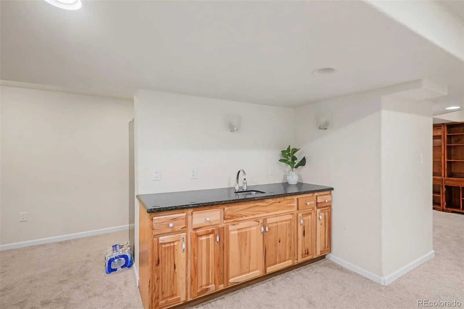 2424 S Salida Way Aurora CO 80013 | MLS #REC3750524 10062026204817 1600 24