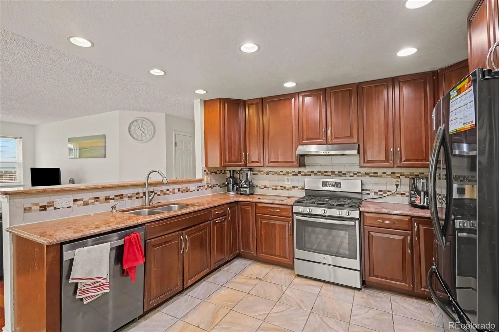 2424 S Salida Way Aurora CO 80013 | MLS #REC3750524 10062026204817 1600 3