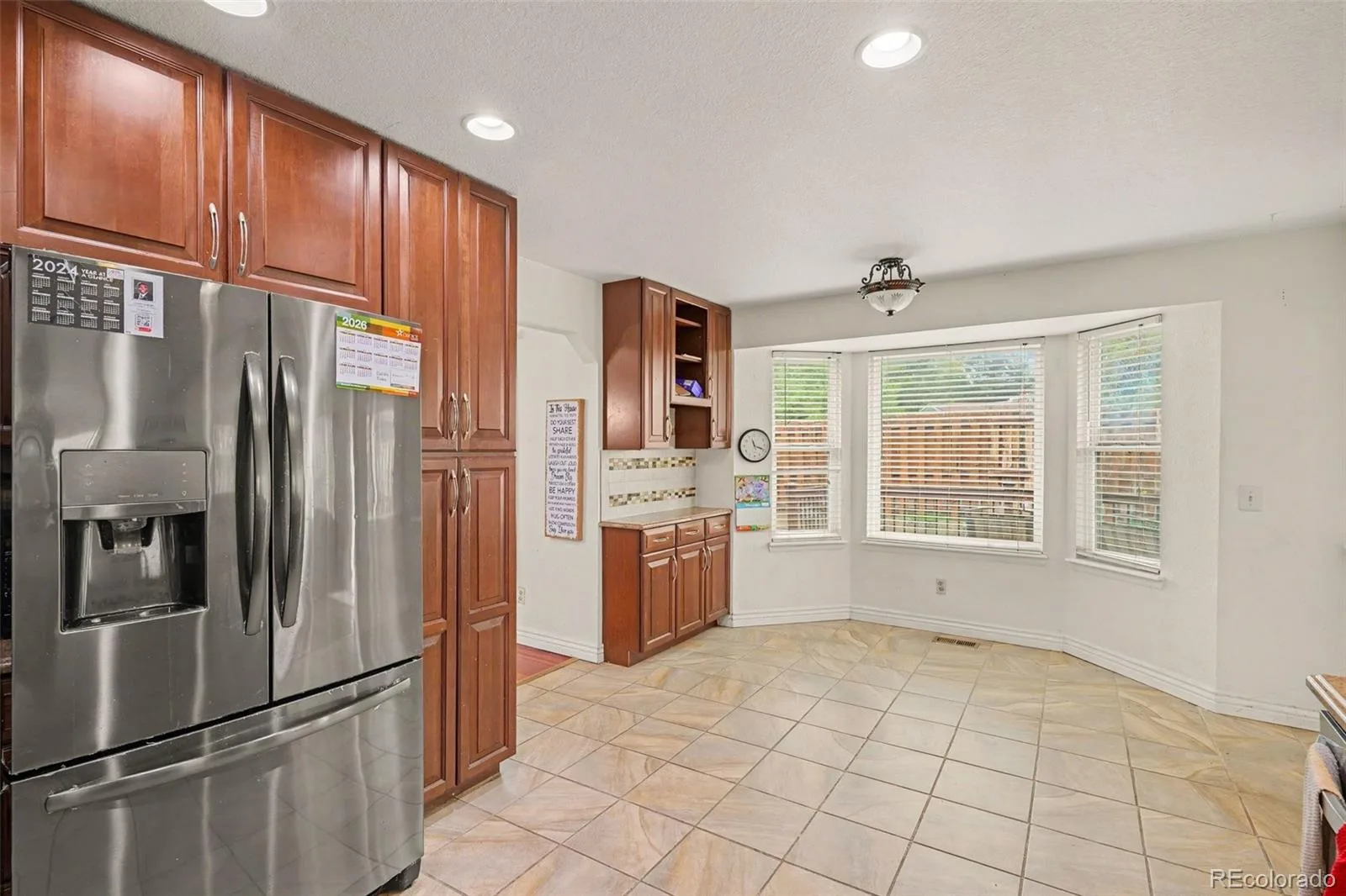 2424 S Salida Way Aurora CO 80013 | MLS #REC3750524 10062026204817 1600 4