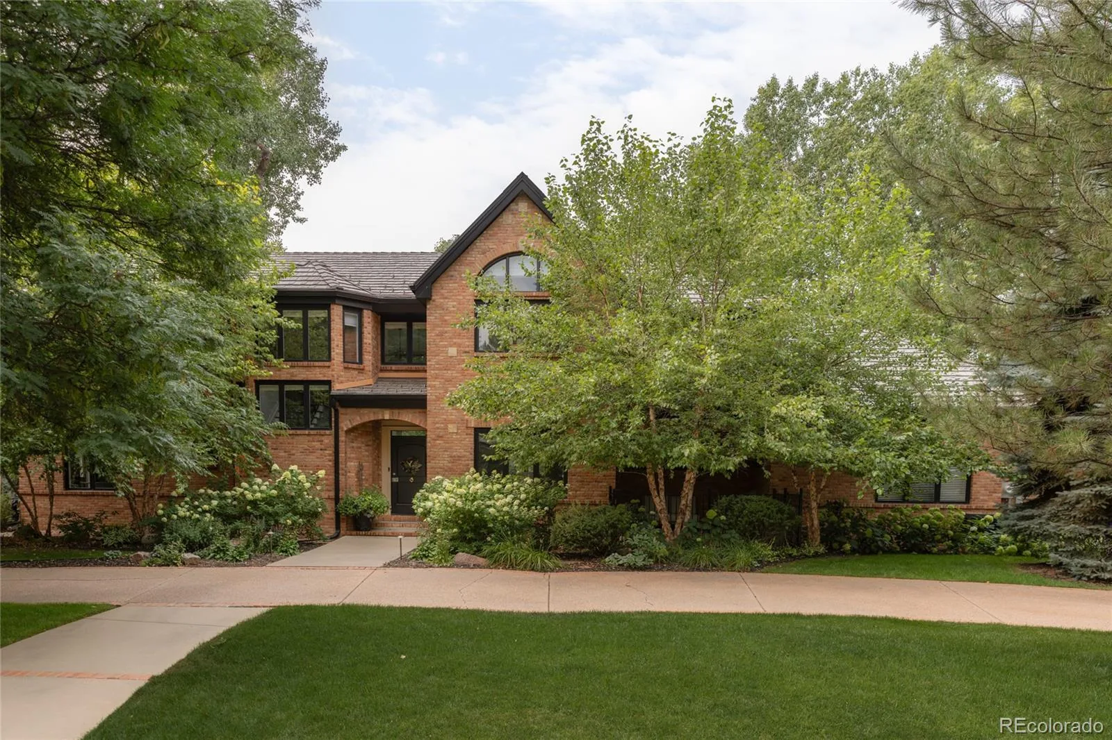 2120 E Grand Avenue Cherry Hills Village CO 80113 | MLS #REC3750854 08272026185554 1600 1
